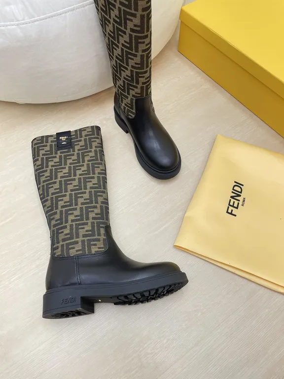 Fendi Shoe 